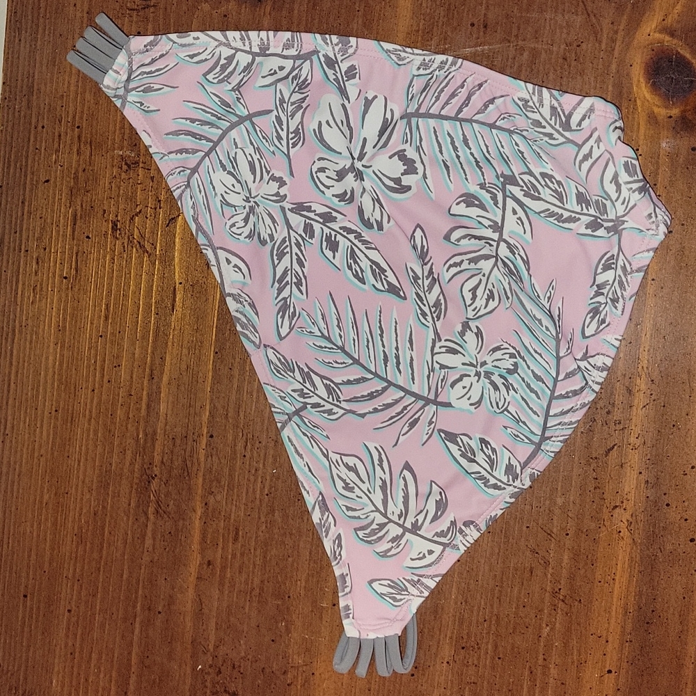 Bikini◇◇◇ - Picture 2 of 5